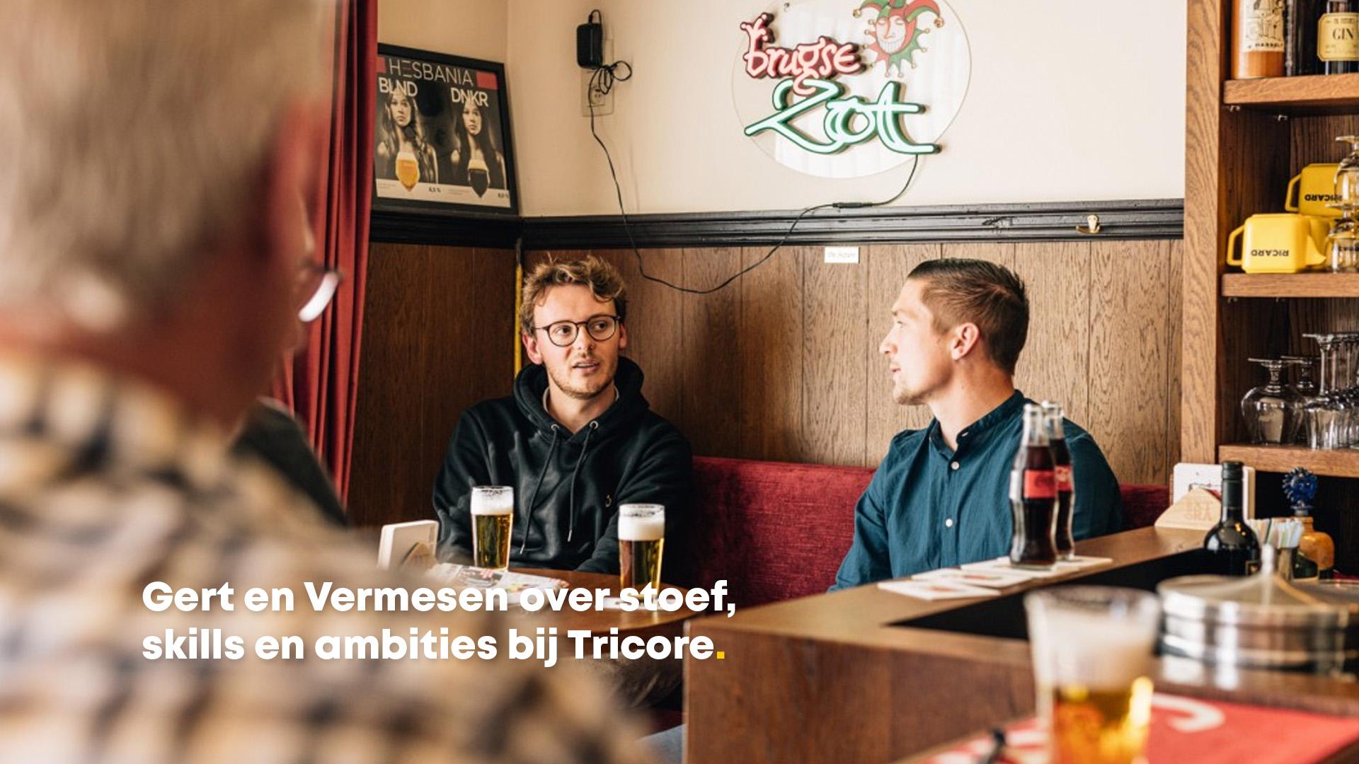 Gert en Vermesen in een café